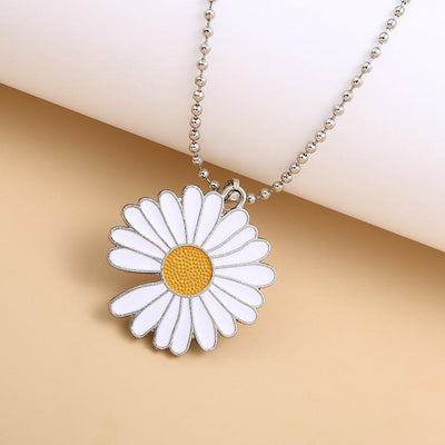 Fashion Punk Trending Hip Hop Daisy Flower Pendant Handmade Crystal Cuban Iced Out Bling Sparkle American Diamond Pendant Cubic Zirconia Necklace with Chain Gift Jewelry for Men and Women