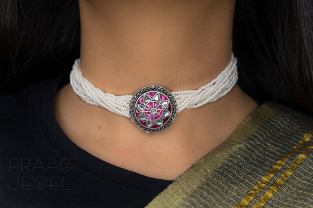 Suramya 925 Silver Kundan Choker Necklace With Oxidized Polish